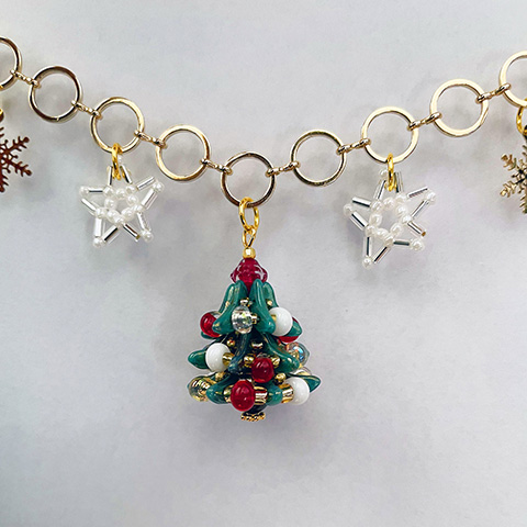 クリスマスツリーのバックチャーム