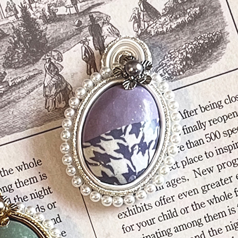 ソウタシエブローチ～マレロⅡ（パープル）～